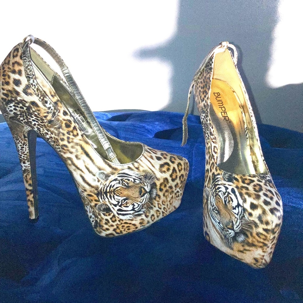 Sexy leopard print high heels